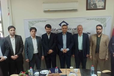 امام خمینی با بینش ژرف مسیر عزت ایران را ترسیم کردند