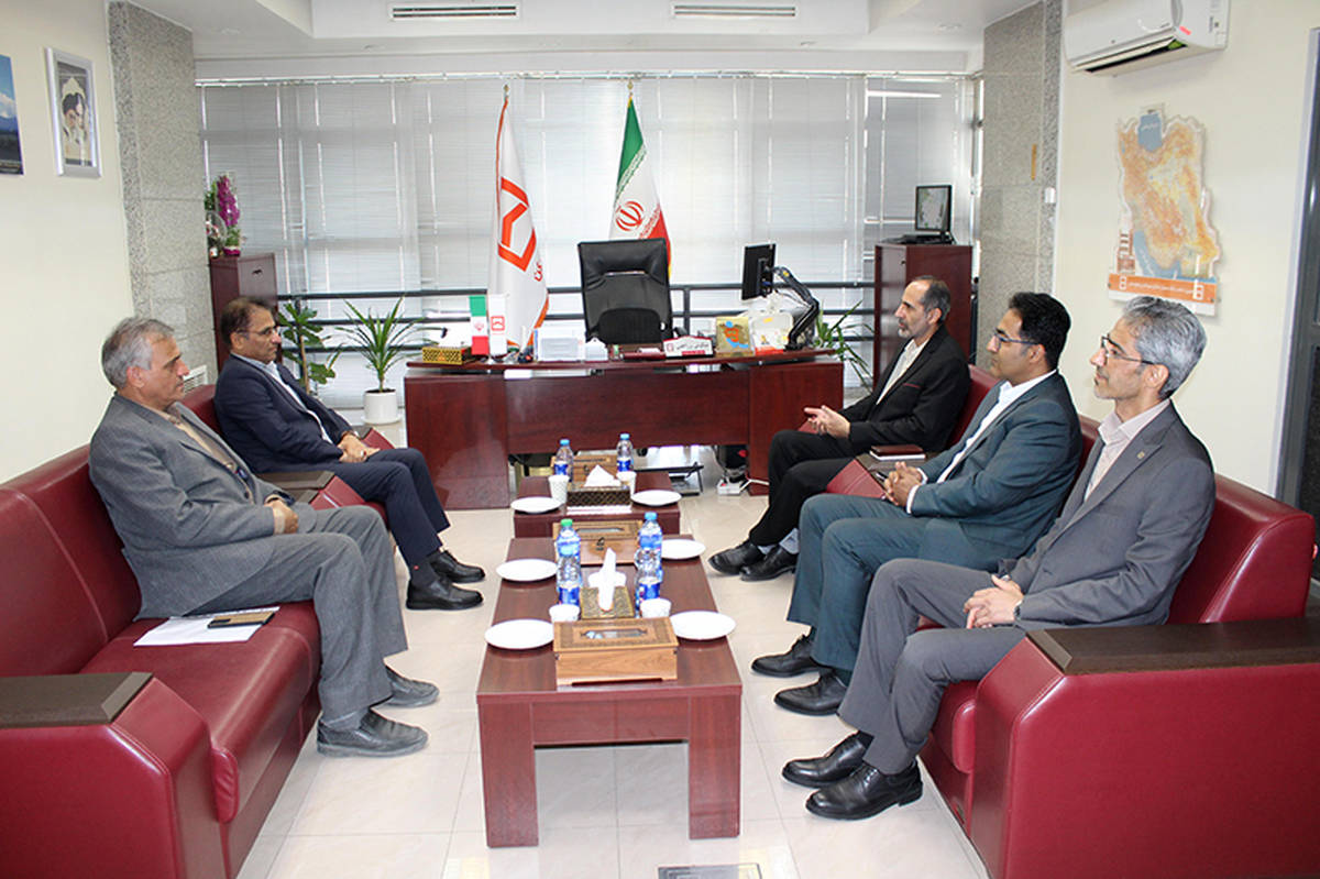  قدردانی سرپرست بنیاد مسکن استان سیستان و بلوچستان از بانک مسکن /توسعه و بهسازی مناطق روستایی سیستان و بلوچستان با تسهیلات بانک مسکن