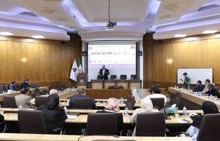   اولین نشست تخصصی سرمایه گذاری و توسعه فرآورده های طبیعی با موضوع ” فرآورده های طبیعی ، افق های نوین سرمایه گذاری“ برگزار شد