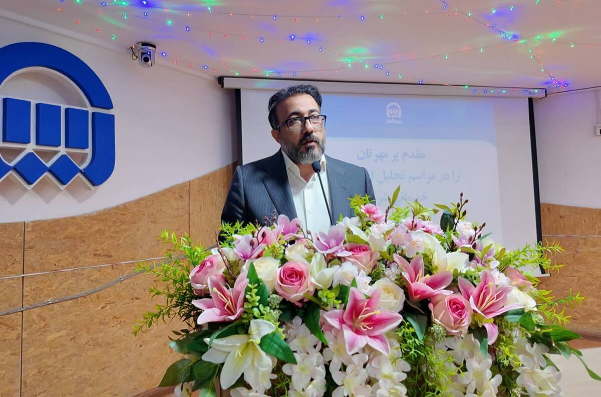  کارکنان خدماتی حلقه مؤثر زنجیره فعالیت سازمان هستند