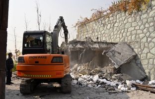 تخریب ۴۵ مورد ساخت و ساز غیر مجاز در دو سال اخیر