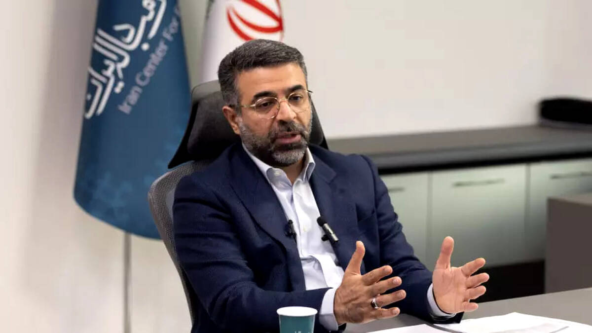 معامله ۱۶ تن شمش طلا در سال ۱۴۰۳/ تجار ۷ میلیارد دلار در بازار ارز تجاری معامله کردند/ شرایط مطلوب ذخایر طلای بانک مرکزی