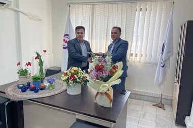 بازدید رئیس کل بیمه مرکزی از شعبه بیمه آرمان در استان همدان