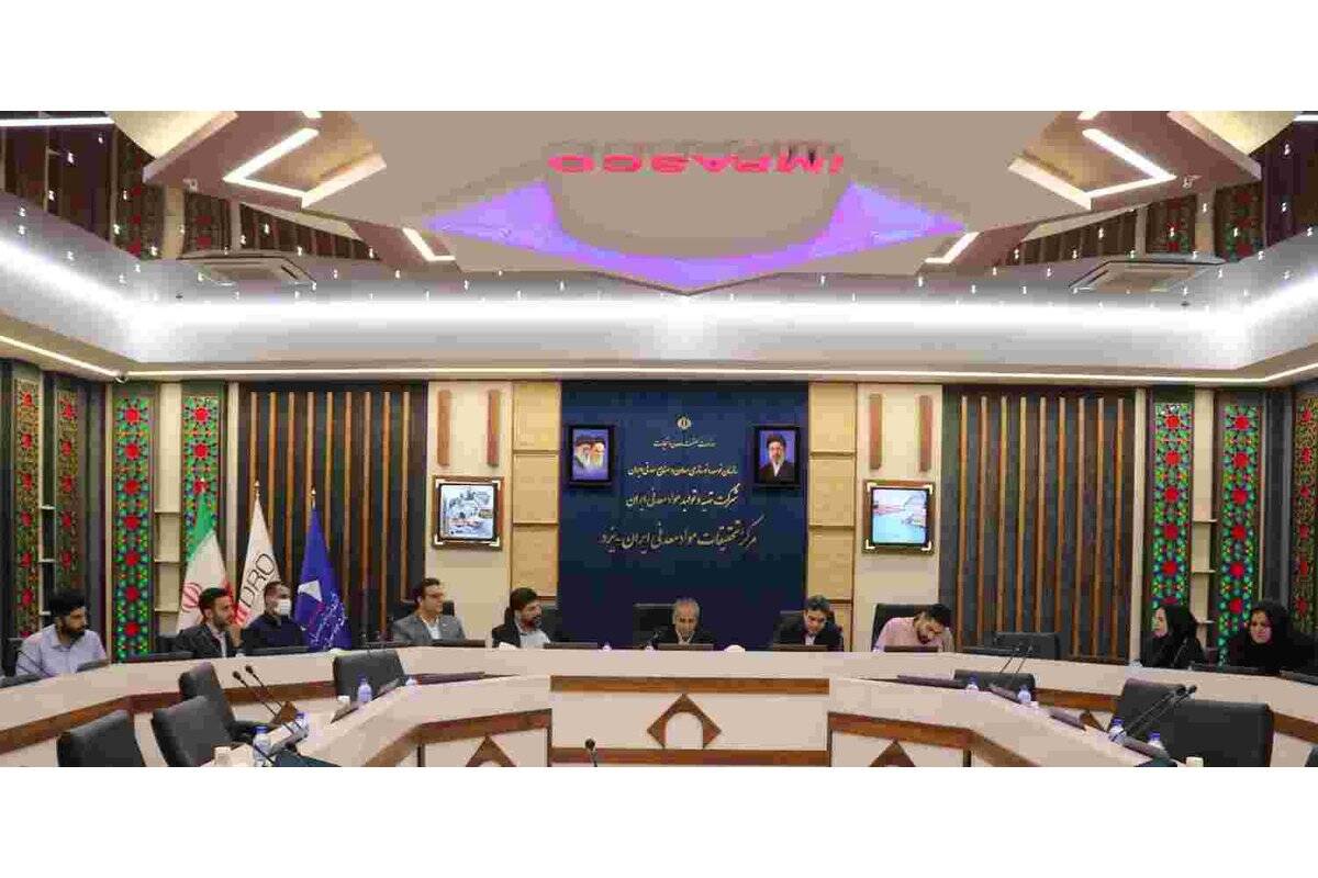 بازدید سرپرست مدیریت منابع انسانی و پشتیبانی ایمپاسکو از مرکز تحقیقات یزد