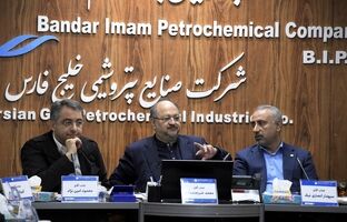 کار در شرایط تحریم سخت است، اما راهکار دارد/ اول تأمین مالی، بعد کلنگ‌زنی پروژه جدید/ پتروشیمی بندر امام باید به سطح جهانی بازگردد/ رضایت کارکنان واحدهای تولیدی در اولویت قرار دارد