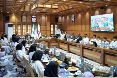 پیام تسلیت پتروشیمی پردیس در پی حادثه ناگوار آتش‌سوزی اسکله متانول کاوه