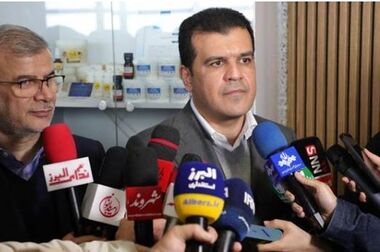 مراکز درمانی تحت پوشش در غرب مازندران برای خدمت به ایثارگران افزایش می یابد/ آمادگی بیمه دی برای ارائه خدمات ویژه به ایثارگران در بیمارستان امام خمینی (ره) تنکابن