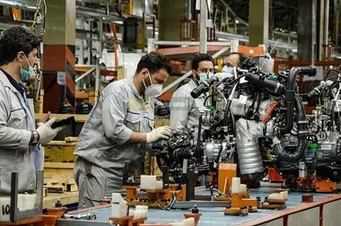 دریافت نشان «مدیر شایسته» سال توسط اتبین یحیایی