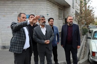 بازدید شهردار منطقه ۴ از سایت برف‌روبی و آمادگی کامل برای بارش‌های احتمالی