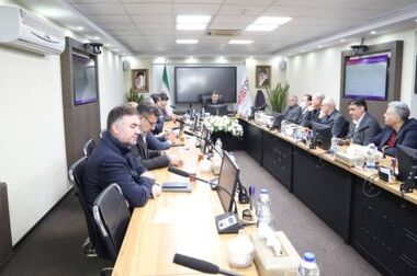 آیین افتتاح رسمی شرکت نوین الکترود اردکان با حضور وزیر صمت