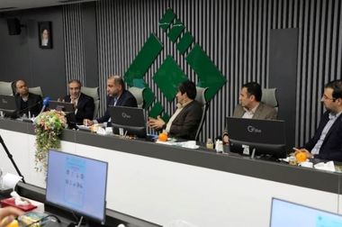 رونمایی از پرچم ۱۵ متری ایران مزین به ۶۰۰ پروانه یاد شهدا