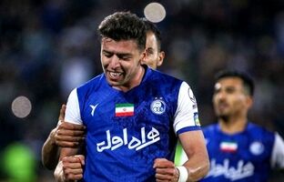 سپاهان و تراکتور به دنبال خرید ستاره جنجالی استقلال