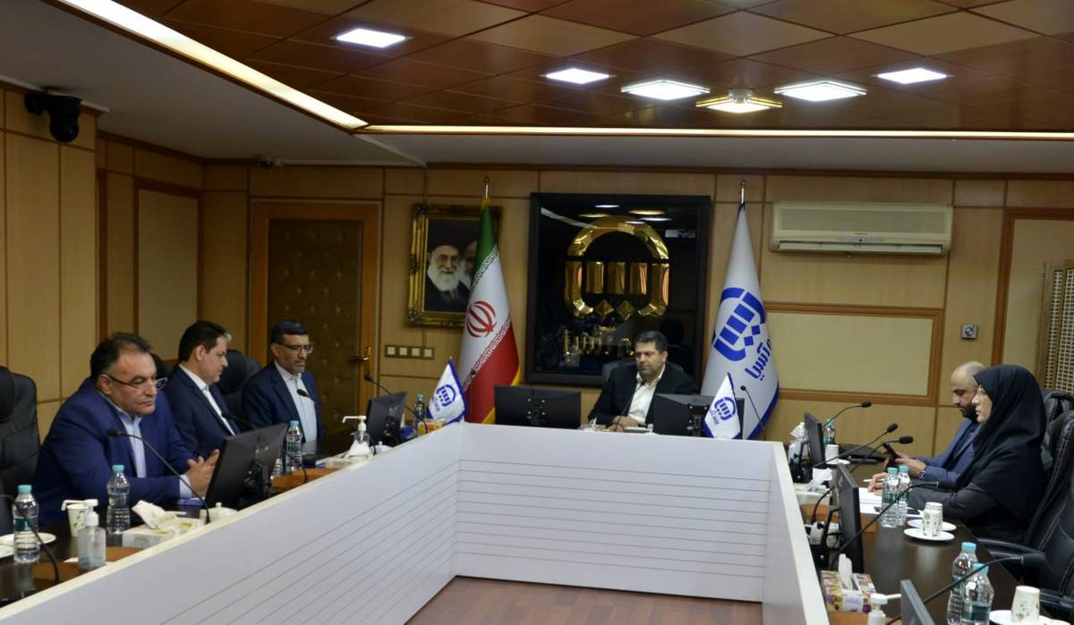 برگزاری جلسه هم اندیشی روسای شعب استانی بیمه آسیا در  سال 1404  