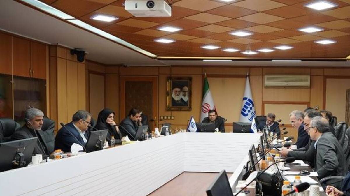 عملکرد و بهره وری مبنای تصمیم گیری بیمه آسیا در سال ۱۴۰۵