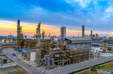 ​ در راستای تحقق عدالت آموزشی و توسعه زیرساخت مدال افتخار «حامی مدرسه‌سازی ایران» به شرکت پتروشیمی فن‌آوران اهدا شد