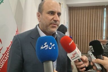 دوازده سال پس از عرضه اولیه؛ حضور بزرگ ترین هلدینگ دارویی در بورس تهران