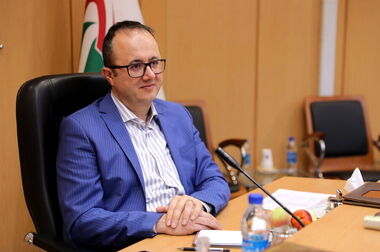 عرضه خودرو در بورس کالا راه‌حلی جامع‌ برای حل مشکل بازار خودرو نیست