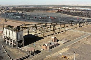 ساخت ریل سگمنت‌های ماشین ریخته‌گری شماره ۵ فولاد مبارکه