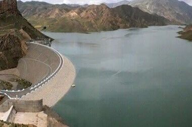 تنها ۴۴ درصد حجم سدها پر است/ کاهش ۴۸ درصدی بارش‌ها