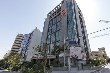 کنترل بدهی‌ها و استفاده از ابزارهای نوین مالی؛ محور ارتقای سلامت و کارایی بانک