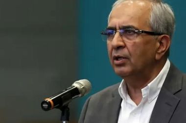 سرمایه‌های سرگردان در منطقه باید به مسیر تولید هدایت شود/ ظرفیت‌های کاشان و آران و بیدگل امکان بهره‌برداری از این سرمایه‌ها را فراهم می‌کند