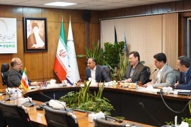 اعطای اعتبار ۵۰ میلیون تومانی توسط کارگزاری بانک تجارت