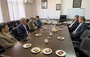 تقویت پیوند با مشتریان کلیدی یزد در چارچوب «طرح کرامت» بیمه ایران