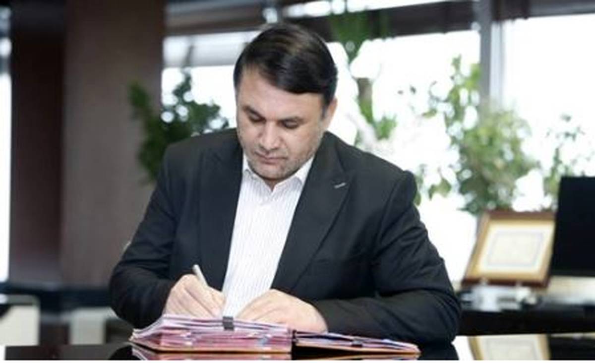 مدیرعامل بانک سپه فرا رسیدن سالروز تاسیس بسیج مستضعفین را تبریک گفت