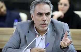 منابع صنعت بیمه باید به سمت تولید هدایت شود