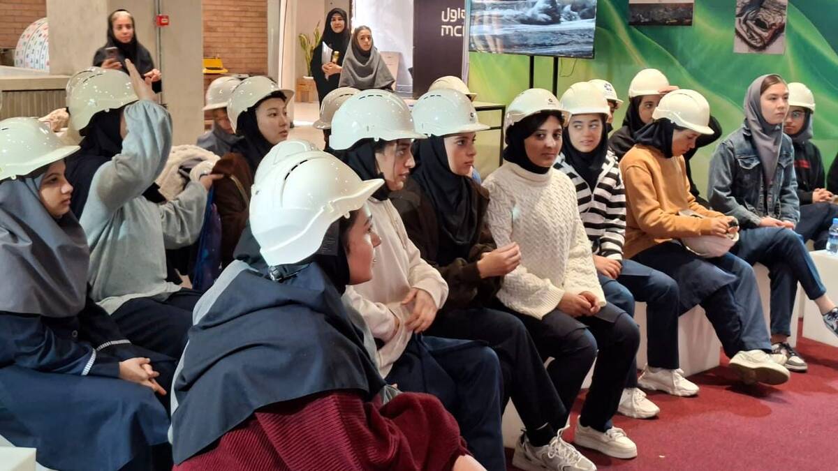 به بهانه برگزاری نمایشگاه در ساختمان بلدیه تهران/ سلام به آینده معدن و صنایع معدنی ایران