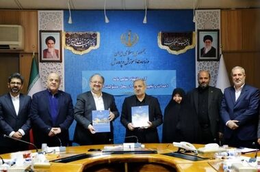 شهدای والامقام صنعت پتروشیمی ثابت کردند ایستادگی در سنگر تولید در میانه جنگ، جلوه‌ای روشن از جهاد مقدس است