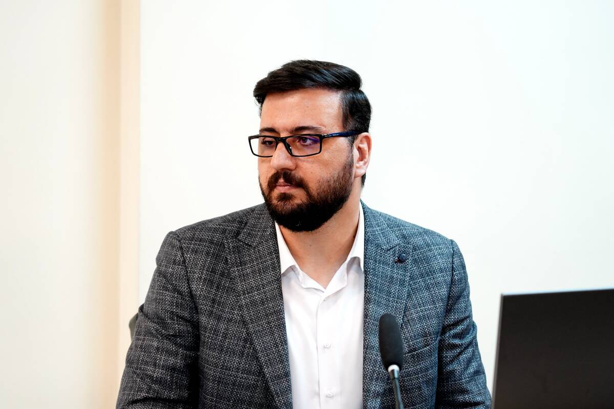 رئیس کمیسیون سلامت دیجیتال: ترک فعل 13ماهه را با ممنوعیت پاسخ داده‌اند