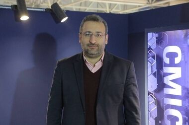 حضور استاندار یزد در غرفه چادرملو در دوازدهمین نمایشگاه فن‌بازار یزد