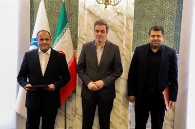 اسناد تاریخی غرفه بیمه مرکزی را به کانون توجه تبدیل کرد