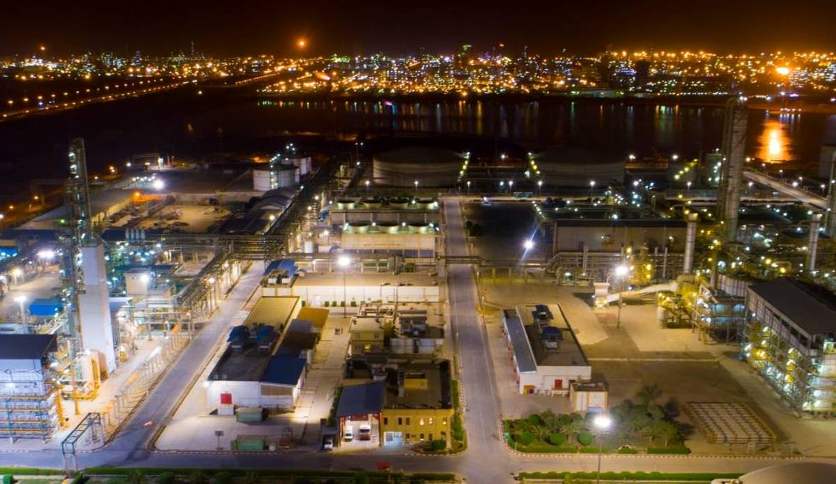 رکوردهای تاریخ فعالیت پتروشیمی فن‌آوران جابجا شد/ سود خالص ۹۸۰ درصد افزایش یافت/ درآمد ۱۵.۲ همت و تولید فراتر از ۱.۲ میلیون تن/ تولید اسید استیک بیش از ظرفیت اسمی