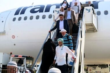 بازگشت زائران حج تمتع از فرودگاه شیراز آغاز شد؛ میزبانی از حجاج هشت استان کشور
