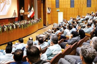 فولاد مبارکه پای تعهدات خود در اجرای پروژه انتقال آب دریا به اصفهان ایستاده است