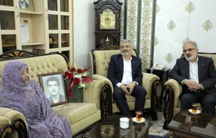 مادران شهدا شایسته والاترین تقدیرها هستند/ مادران شهدا ستون اصلی گسترش فرهنگ ایثار و شهادت در جامعه محسوب می شوند