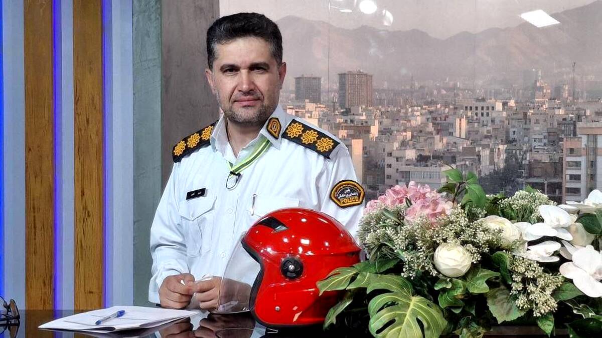 اعمال قانون بیش از ۱۵۴ هزار موتورسوار متخلف در پایتخت از ابتدای سال تا کنون/بیش از ۱۱۸ هزار موتور سوار به دلیل نداشتن کلاه ایمنی جریمه شدند