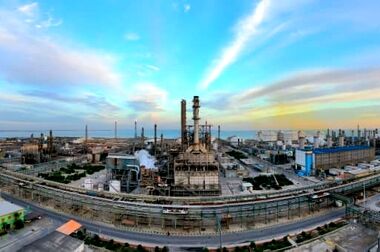 تحقق الگوی «توسعه متوازن» در پتروشیمی بندرامام / اختصاص ۳۰ درصد از بودجه‌های مسئولیت اجتماعی منطقه به پروژه‌های زیرساختی