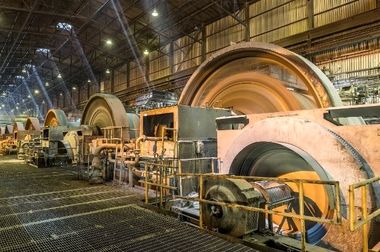 ساخت داخل باید از نظر کیفیت و قیمت با نمونه‌های خارجی رقابت کند