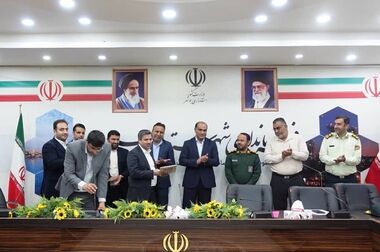 پتروشیمی پردیس تقدیرنامه چهارستاره جایزه تعالی صنعت پتروشیمی را دریافت کرد