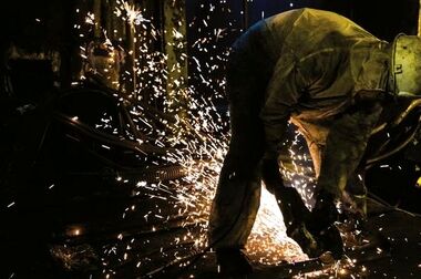 توانمندسازی نیازمندان، هدف مشترک کمیته امداد و فولاد مبارکه