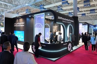 امضای تفاهم نامه همکاری میان شرکت پتروشیمی جم و شرکت سرمایه‌گذاری صنایع پتروشیمی در حاشیه نمایشگاه نفت گاز و پتروشیمی ۱۴۰۴