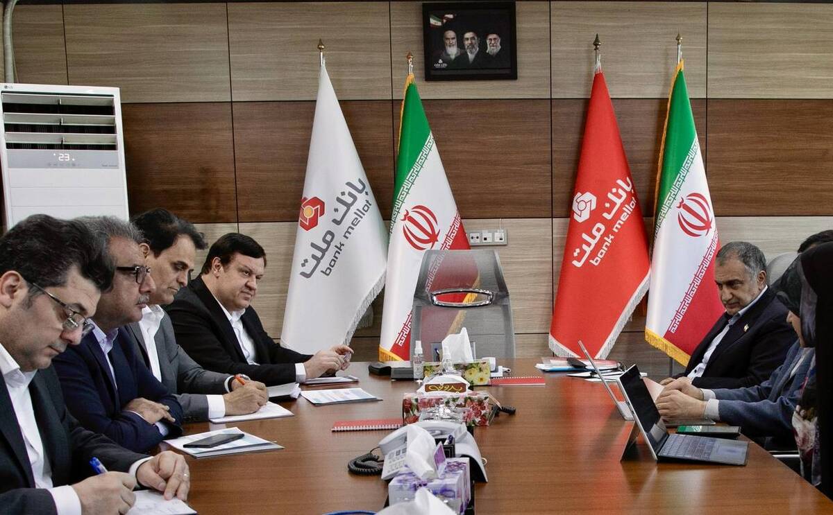 نشست مشترک مدیرعامل بانک ملت و رییس دانشگاه صنعتی شریف با موضوع حمایت از تولیدات علمی و فناورانه