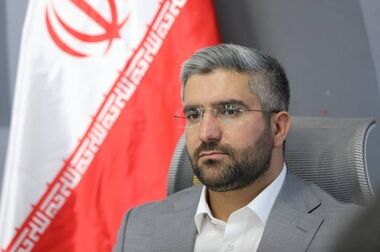 قدردانی فرهنگیان از شهردار تهران برای بازسازی مدارس آسیب‌دیده جنگ تحمیلی سوم