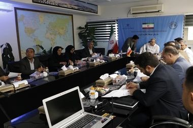 ترغیب بنگاه‌های کوچک و متوسط به صادرات/ افزایش آگاهی صادرکنندگان با نشست‌های تخصصی 