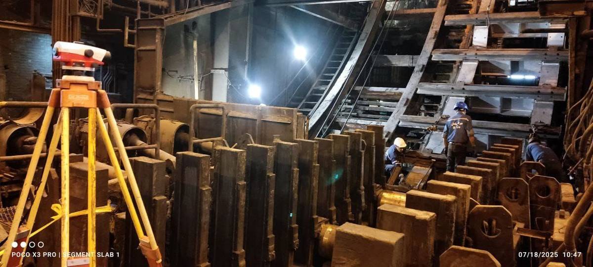 تعویض استراکچر اصلی بیس سگمنت‌های ریخته‌گری اسلب یک شرکت فولاد خوزستان