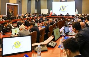 انرژی‌های خورشیدی و بادی به‌تنهایی راه‌حل کامل رفع ناترازی نیستند/ توسعه نیروگاه‌های کوچک گزینه مناسب‌تری نسبت به نیروگاه‌های متمرکز بزرگ است