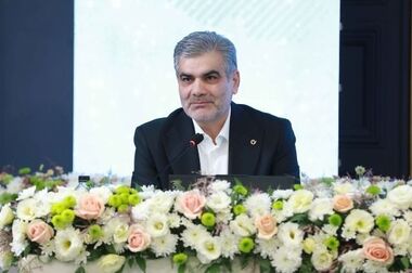 مراسم تجلیل از مدرسان مرکز آموزش بانک مهر ایران به مناسبت روز معلم